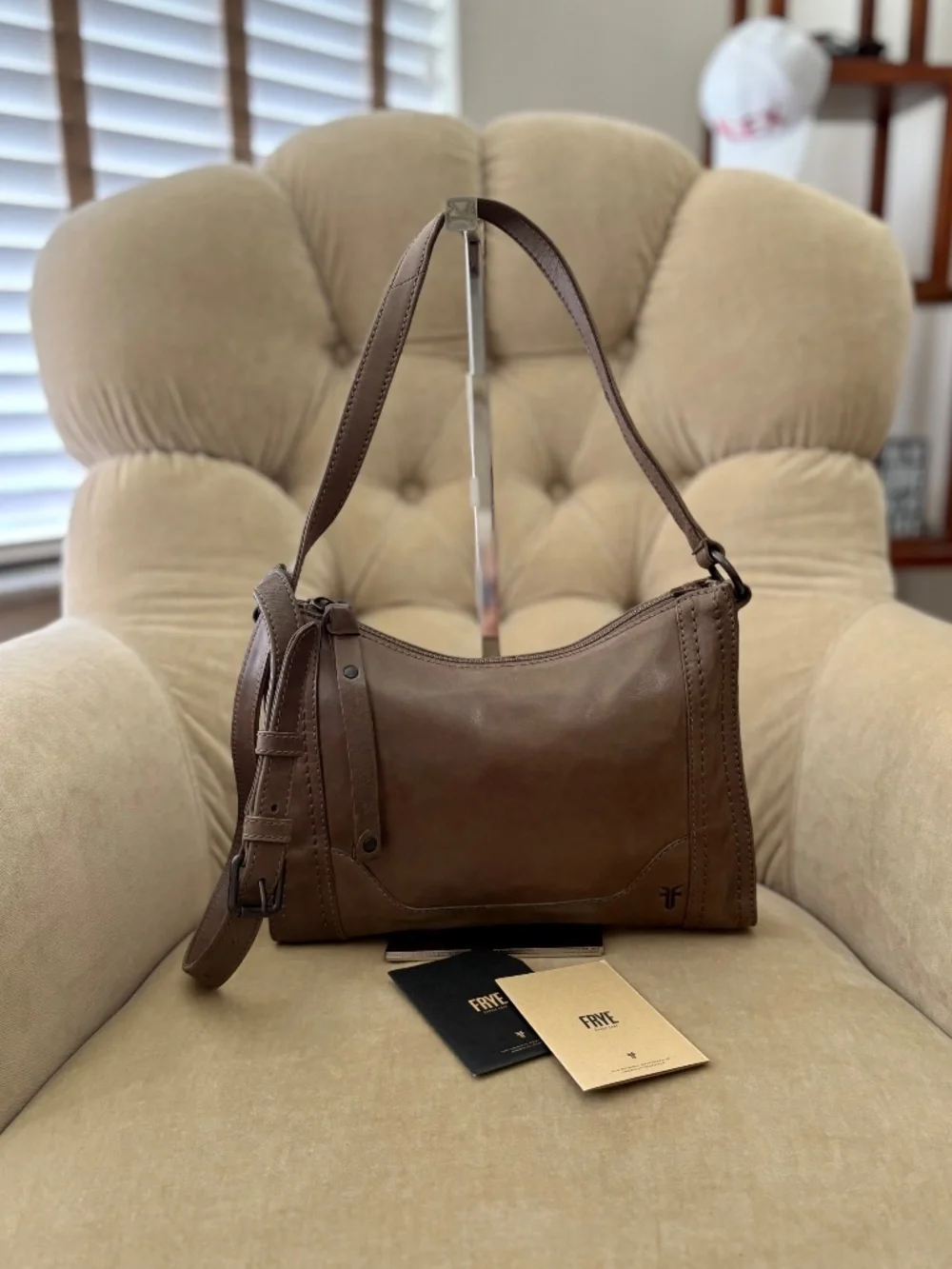 Auth. FRYE Iconic MELISSA Genuine Leather Hobo Crossbody Bag - Picture 1 of 7